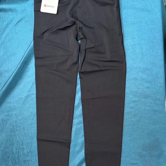 Lululemon wunder under High-Rise Leggings – Black – Size 2,4,6,8,10 25” inseam - Picture 12 of 14